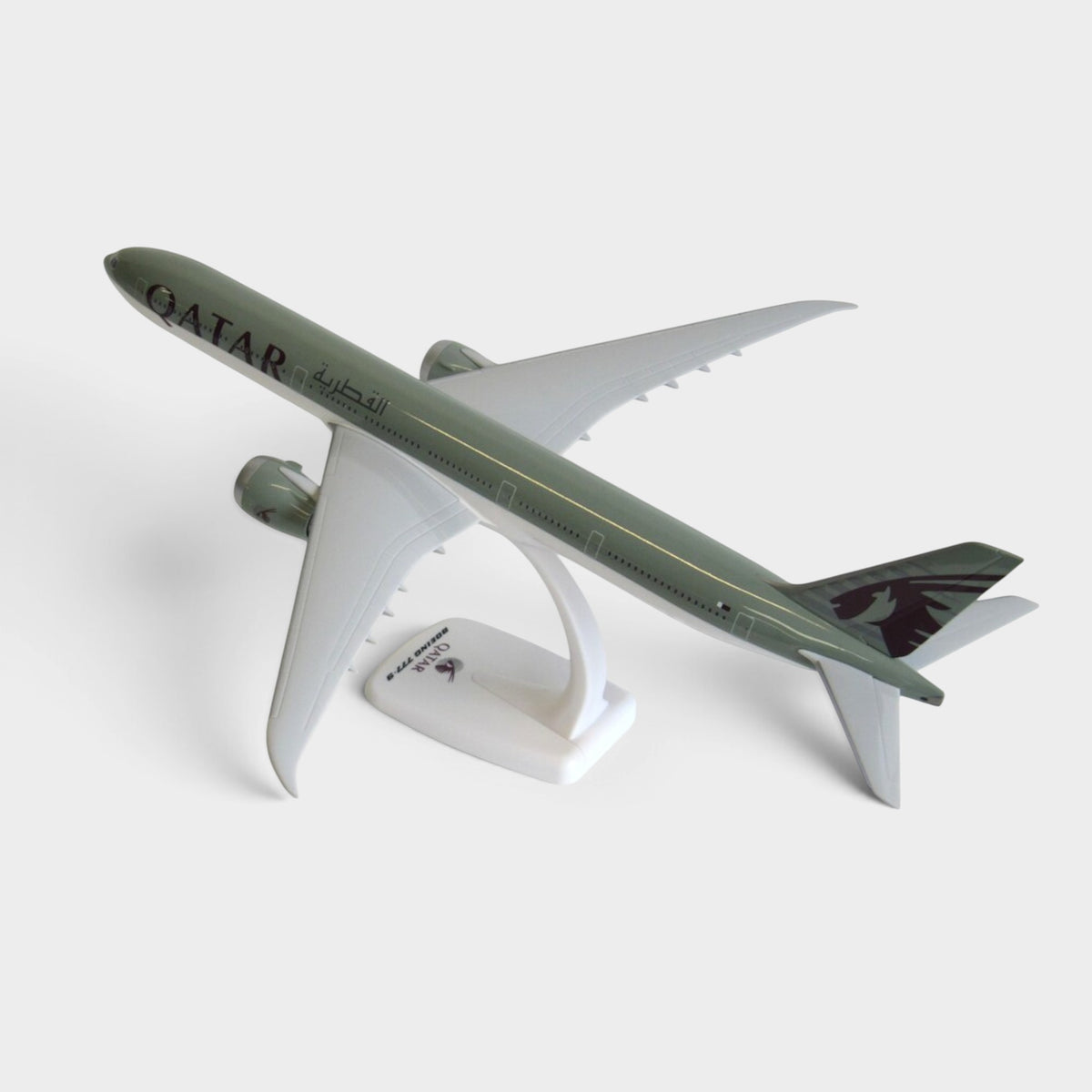 Slice Boeing 777-9 Qatar Airways 1:200 scale plastic snap-fit model airplane with display stand