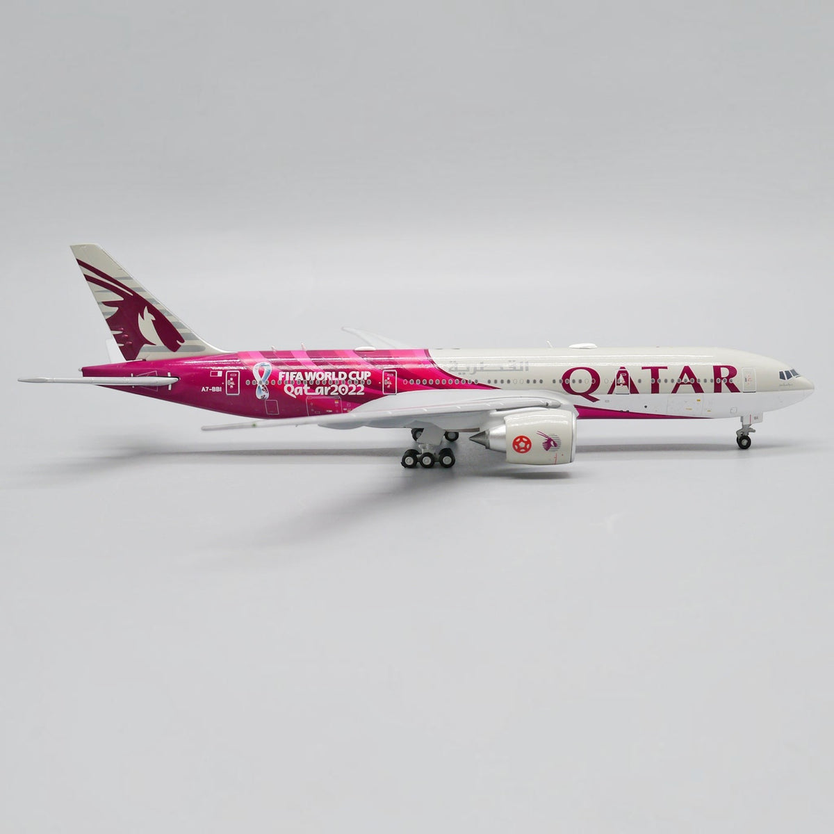 Slice Boeing 777-200LR Qatar Airways FIFA World Cup 2022 diecast model aircraft in 1:400 scale with detailed livery.