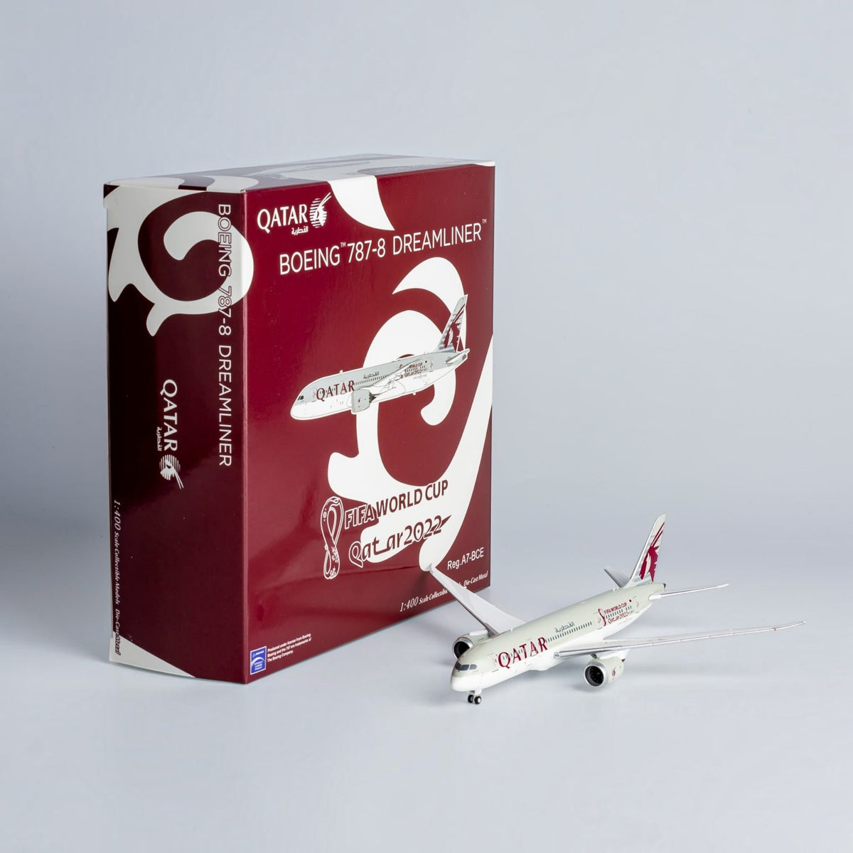 Slice Boeing 787-8 Qatar Airways FIFA World Cup 2022 diecast model aircraft with matching display box