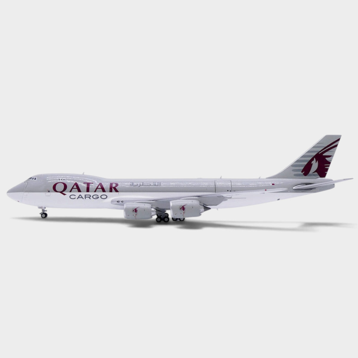 Slice JC Wings 1:400 scale diecast Boeing 747-8F Qatar Airways Cargo model plane with landing gear and antenna