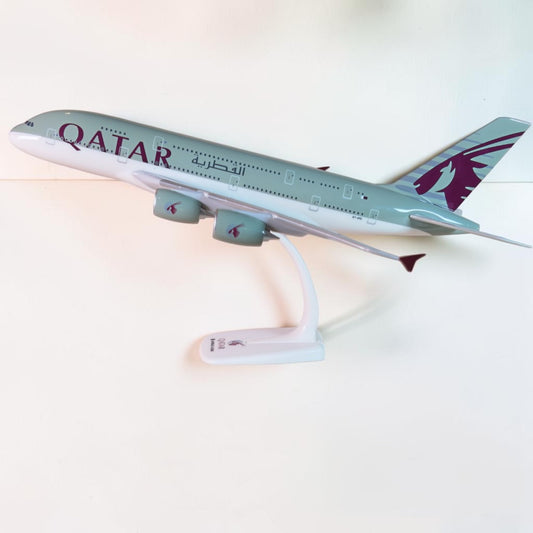 مجسم إيرباص A380 القطرية A7-APE بمقياس 1:200 | Airbus A380 Qatar Airways A7-APE 1:200 PPC Model