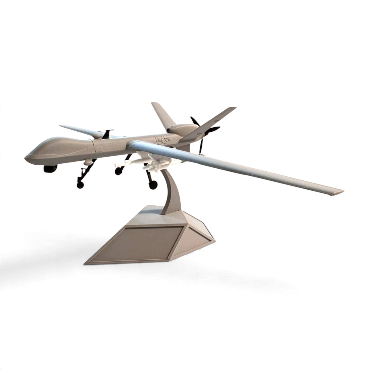 MQ-9 Reaper Drone Model with Display Stand | نموذج طائرة MQ-9 ريبر المسيّرة