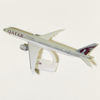 مجسم بوينغ 300ER-777 القطرية A7-BEJ بمقياس 1:200 | Boeing 777-300ER Qatar Airways A7-BEJ PPC