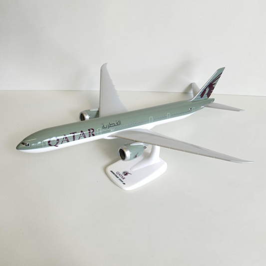 مجسم بوينغ 9-777 الخطوط الجوية القطرية بمقياس 1:200 | Boeing 777-9 Qatar Airways 1:200 PPC Snap-Fit Model